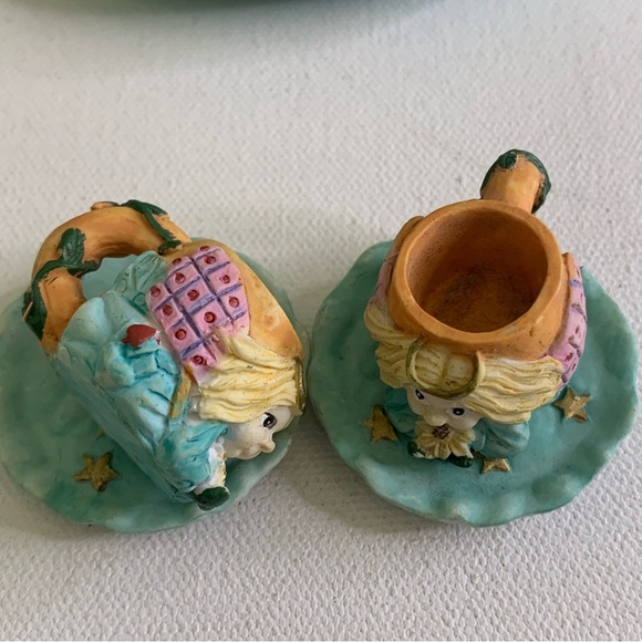 Miniature Tea Set Angels Tea Cups Plates Moon Stars Resin VTG 1995 Young's Inc - Picture 10 of 16